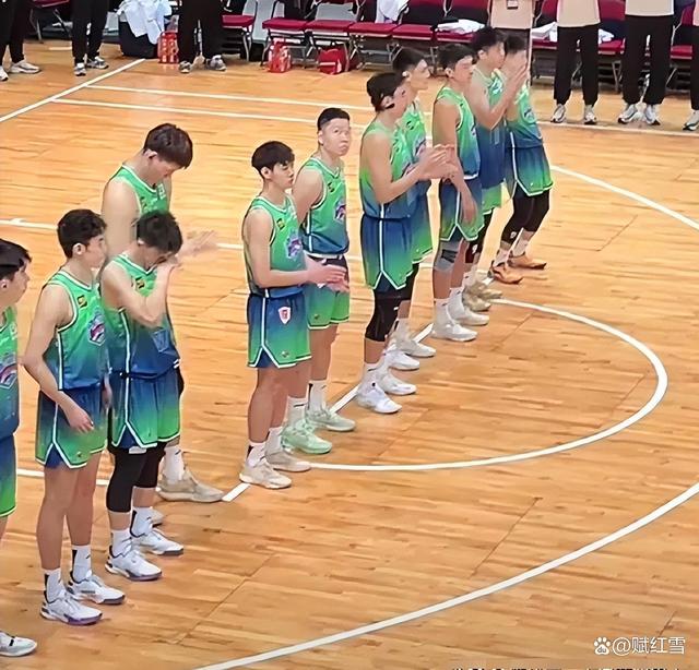 佛罗伦萨惨负热那亚，主教练痛心疾首承担责任